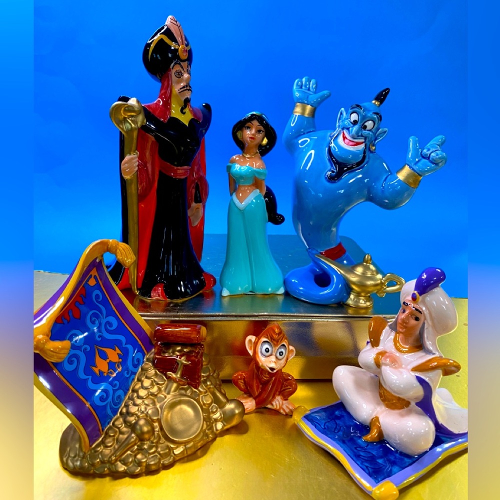 Disney Store Aladdin Vintage 90’s Hand Painter Porcelain Figurine Set of 6 Japan